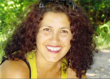 Meet Practitioner Violeta Stoica